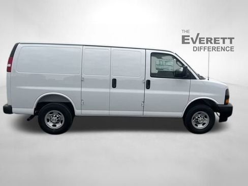 New 2025 Chevrolet Express 2500 w/ Driver Convenience Package image 16