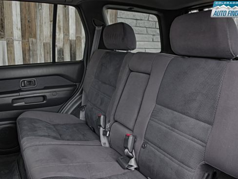 Used 1999 Nissan Pathfinder image 22