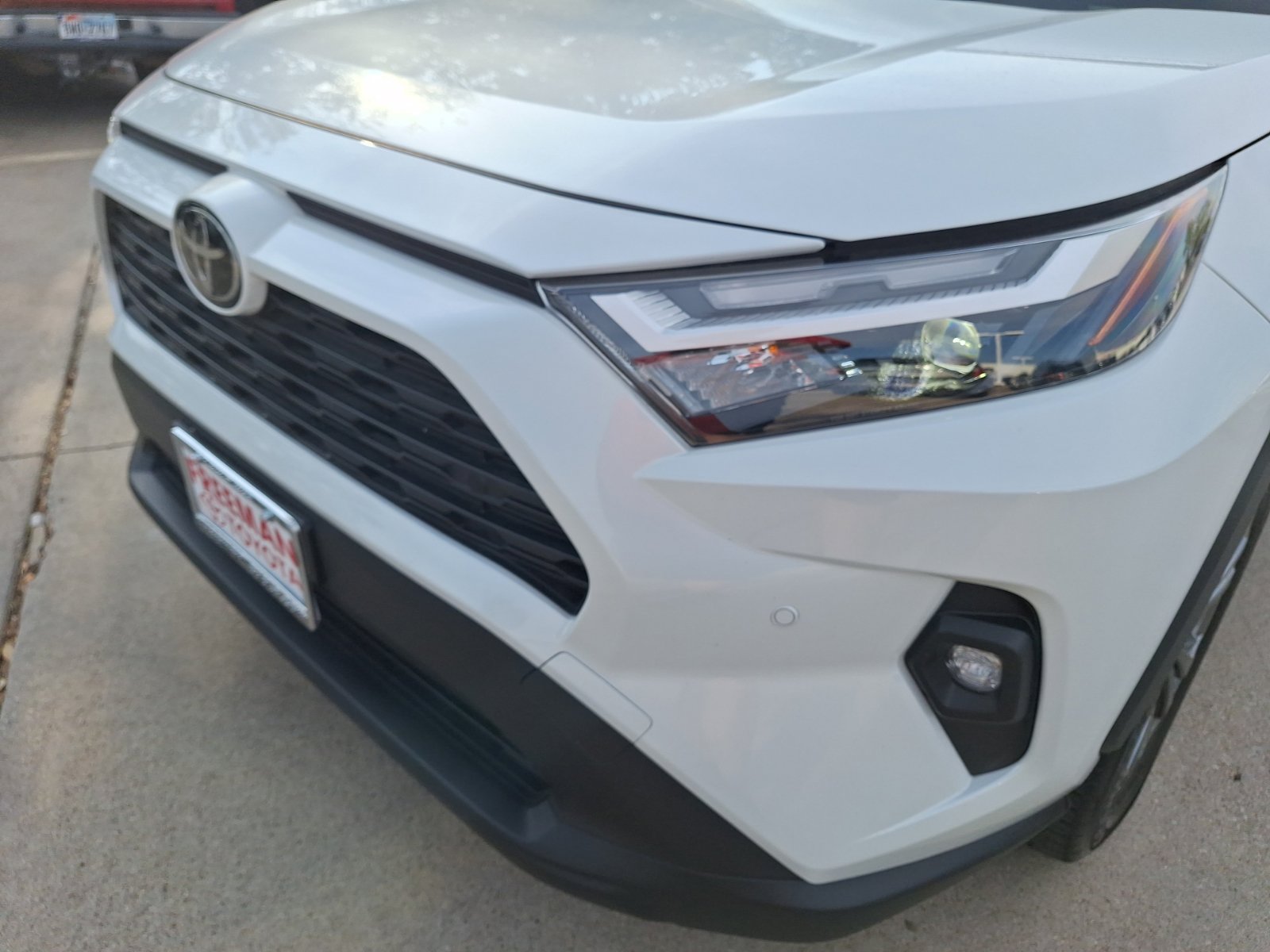 Used 2025 Toyota RAV4 XLE Premium w/ Weather Package AWD/4WD image 10