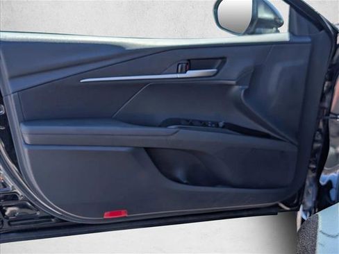 Used 2025 Toyota Camry LE FWD image 10