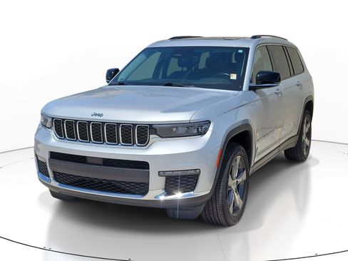 Used 2021 Jeep Grand Cherokee L Limited AWD/4WD image 3