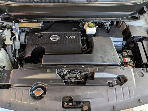 Used 2015 Nissan Pathfinder SL image 22