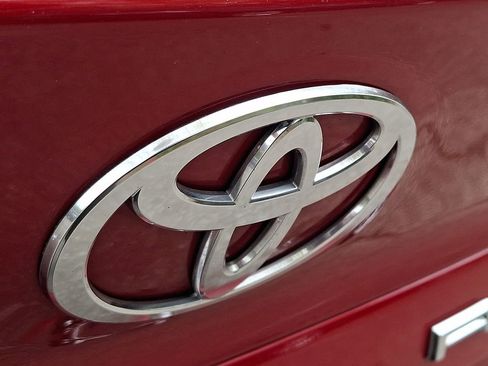 Used 2025 Toyota Camry LE FWD image 29