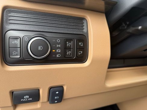 New 2026 Ford F250 Lariat AWD/4WD image 19