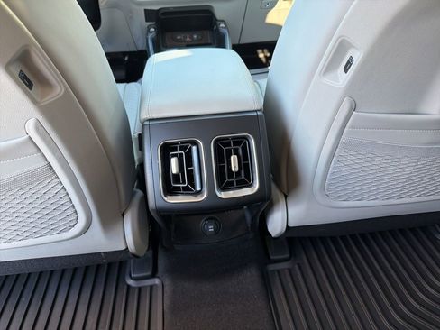New 2026 Kia Sorento EX AWD/4WD image 23