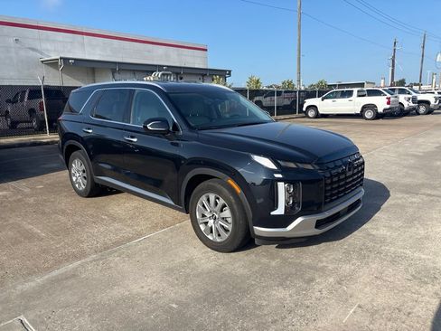 Used 2024 Hyundai Palisade SEL FWD image 3