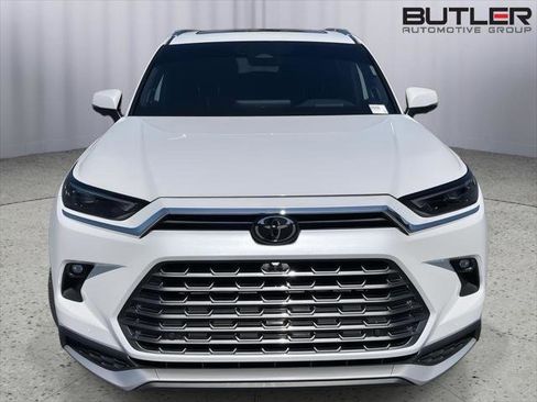 Certified 2024 Toyota Grand Highlander AWD Hybrid image 8