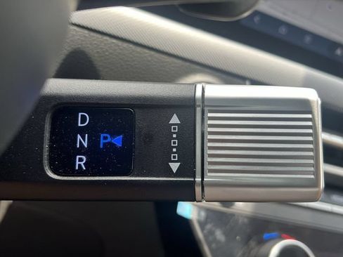 Certified 2025 Hyundai Sonata Limited FWD image 26