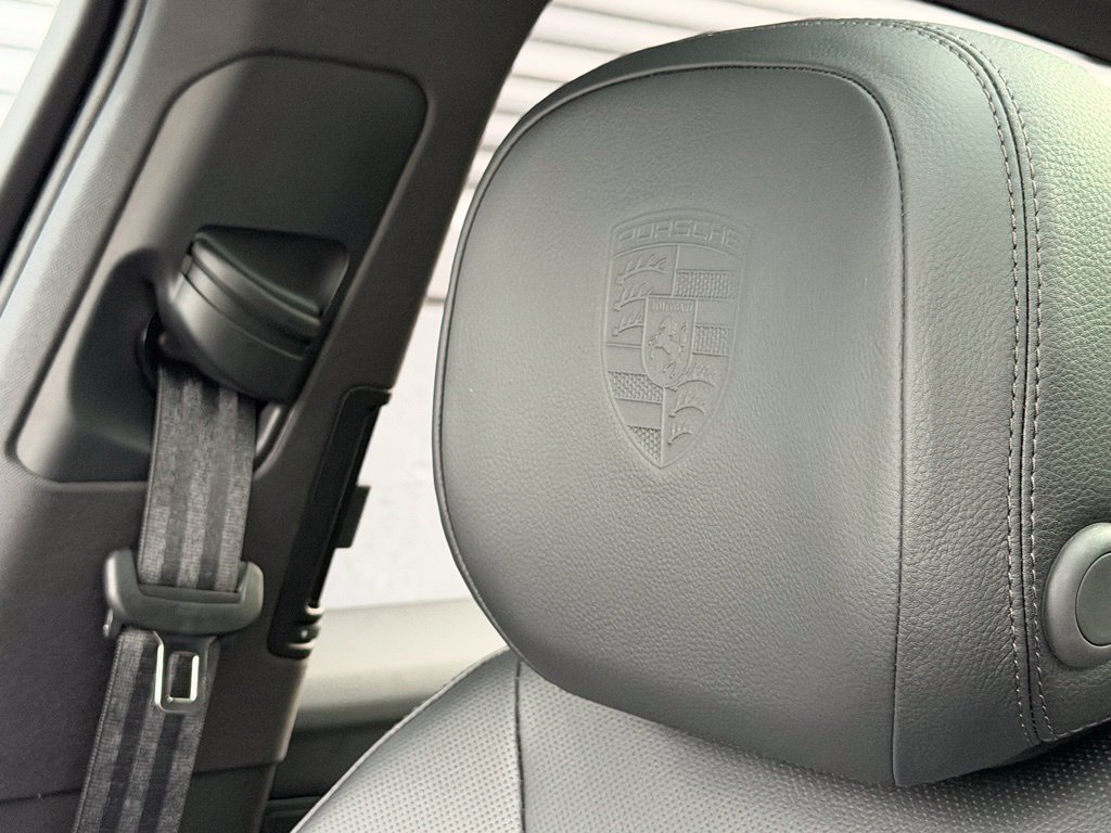 Certified 2026 Porsche Cayenne AWD/4WD image 27