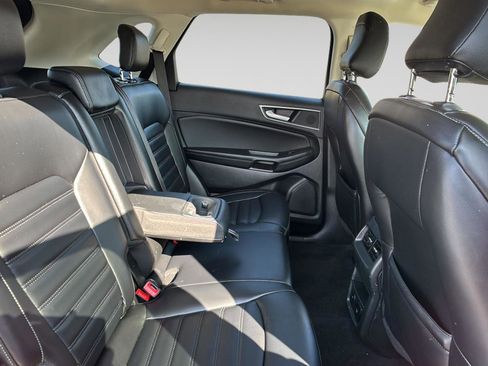 Used 2024 Ford Edge SEL w/ Convenience Package image 14