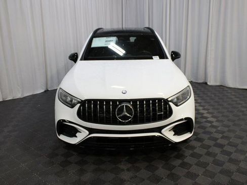 New 2025 Mercedes-Benz GLC 43 AMG 4MATIC image 2