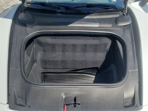 Used 2022 Porsche 911 Carrera w/ Premium Package image 11