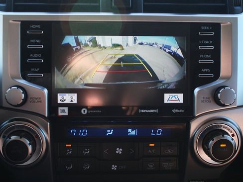 Used 2022 Toyota 4Runner Limited image 19