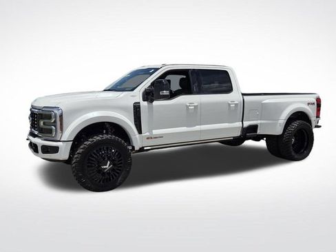 New 2026 Ford F450 Platinum w/ FX4 Off-Road Package AWD/4WD image 5