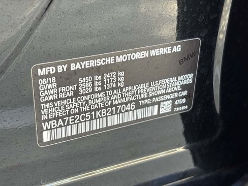 Used 2019 BMW 740i w/ M Sport Package RWD image 34