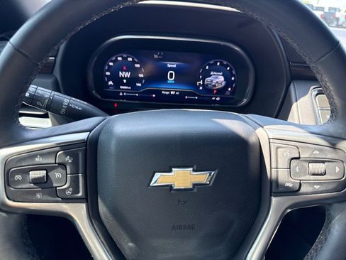 Used 2023 Chevrolet Tahoe LT w/ Luxury Package RWD image 29