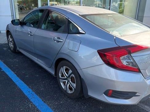 Used 2017 Honda Civic LX image 4