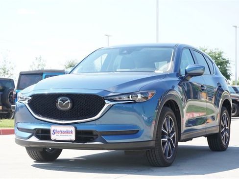Used 2018 MAZDA CX-5 Touring w/ Preferred Equipment Package image 3