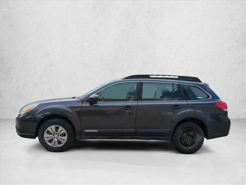 Used 2011 Subaru Outback 2.5i image 8