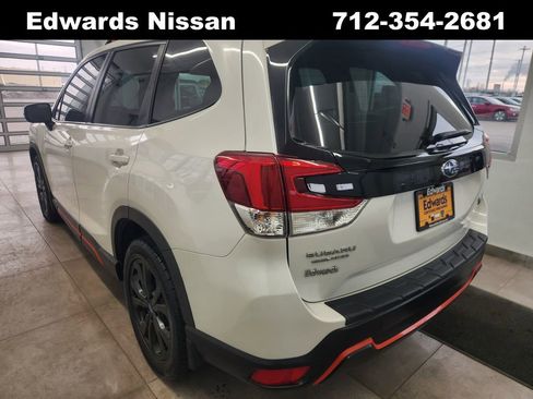 Used 2021 Subaru Forester Sport image 7