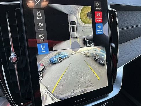 New 2026 Volvo XC90 T8 Ultra w/ Protection Package image 22