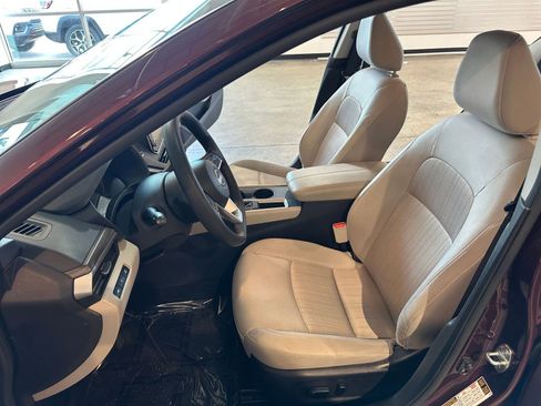 Used 2025 Nissan Altima 2.5 SV image 25