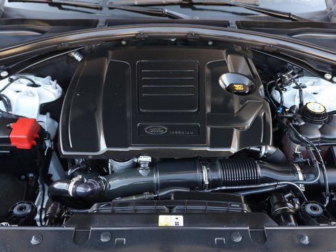 Used 2020 Land Rover Range Rover Velar S image 10