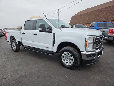 Used 2024 Ford F250 XLT w/ FX4 Off-Road Package image 10
