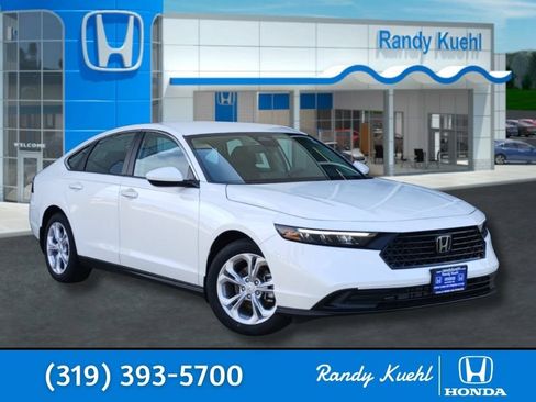 Used 2025 Honda Accord LX image 1