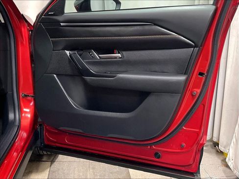 Used 2025 MAZDA CX-50 AWD 2.5 Hybrid w/ Premium Pkg image 12