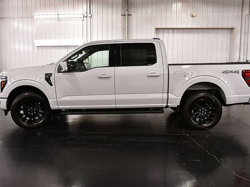 Used 2026 Ford F150 Lariat AWD/4WD image 4