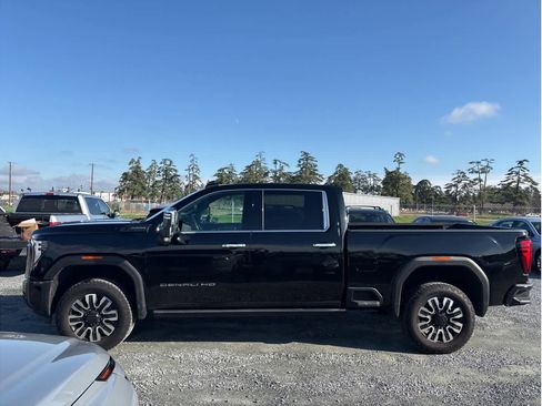 Used 2024 GMC Sierra 2500 Denali Ultimate image 6