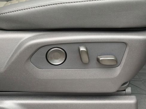 New 2026 Chevrolet Silverado 1500 ZR2 w/ Dark Appearance Package image 39