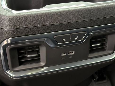 New 2026 GMC Sierra 1500 Denali AWD/4WD image 13