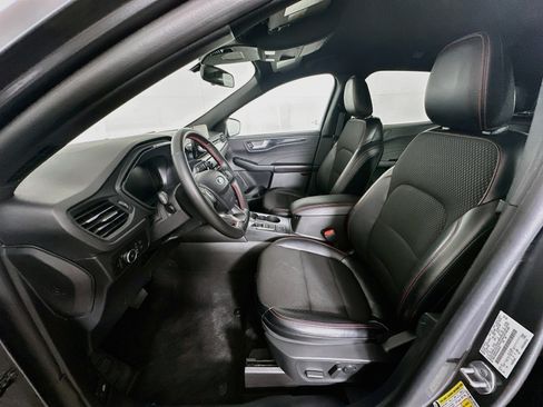 Used 2025 Ford Escape ST-Line Select AWD/4WD image 13