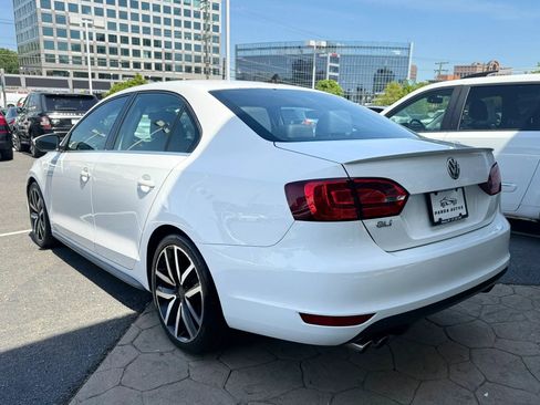 Used 2012 Volkswagen Jetta GLI Autobahn FWD image 5