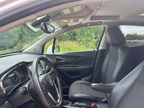 Used 2018 Buick Encore Sport Touring AWD/4WD image 12