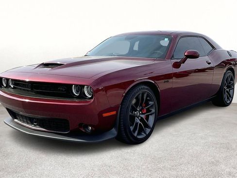 Used 2023 Dodge Challenger R/T w/ Plus Package image 15