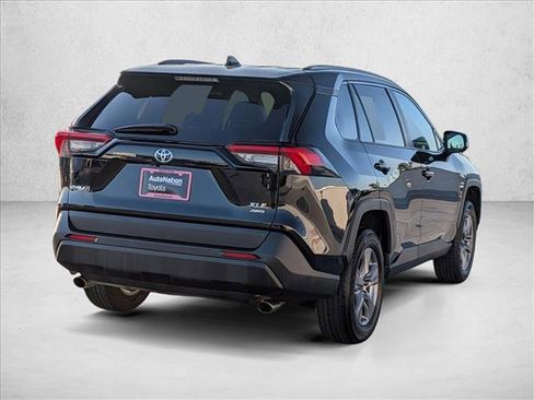 Used 2024 Toyota RAV4 XLE w/ Weather Package image 6
