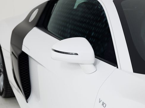 Used 2012 Audi R8 V10 AWD/4WD image 59