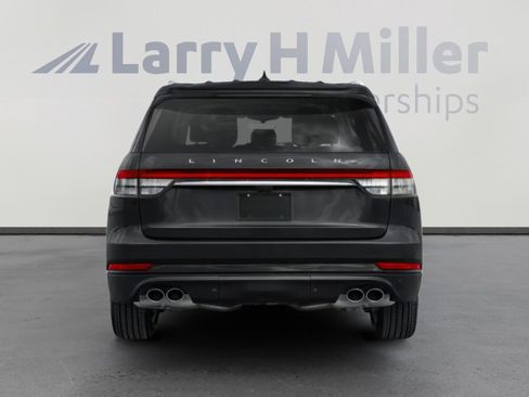 Used 2020 Lincoln Aviator Grand Touring w/ Equipment Group 302A image 5