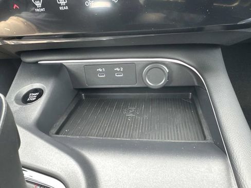 New 2026 Nissan Sentra SR w/ SR Premium Package image 30