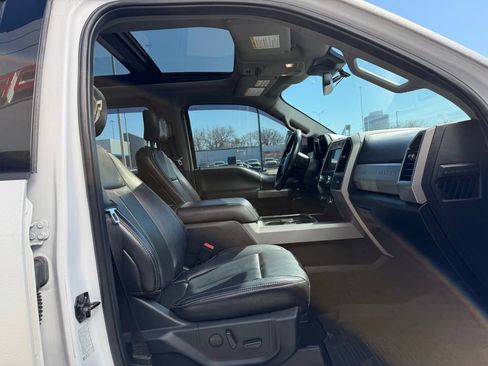 Used 2020 Ford F350 Lariat w/ Lariat Ultimate Package AWD/4WD image 15