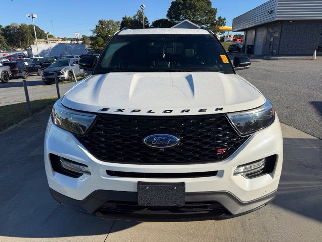 Used 2020 Ford Explorer ST w/ Premium Technology Package AWD/4WD image 3