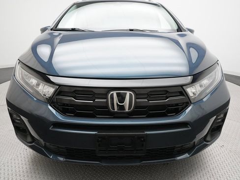 Certified 2025 Honda Odyssey Touring image 18