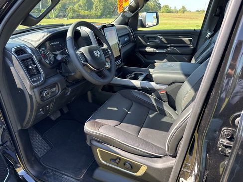 Used 2025 RAM 1500 Laramie image 19