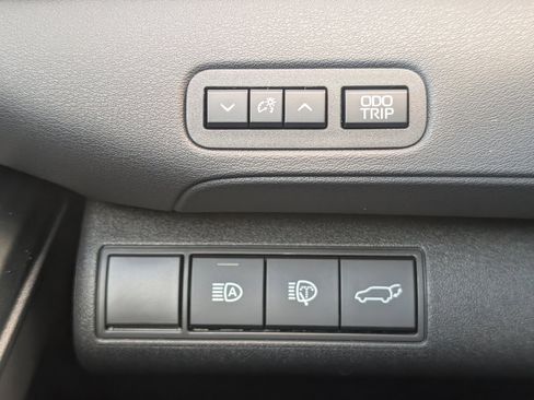 New 2026 Toyota bZ XLE Plus image 31