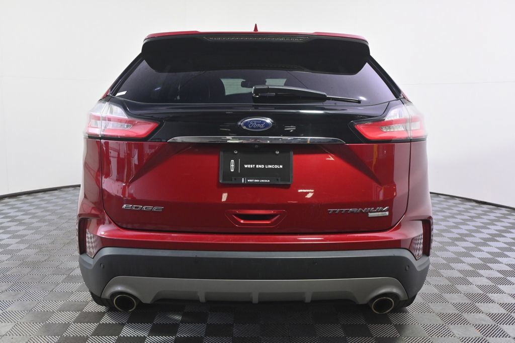Used 2019 Ford Edge Titanium FWD image 5