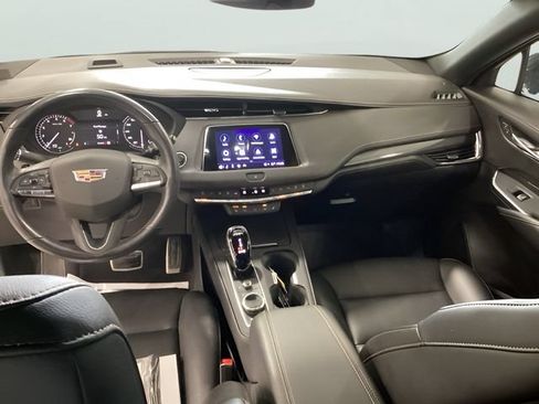 Used 2023 Cadillac XT4 Sport w/ Cold Weather Package AWD/4WD image 8