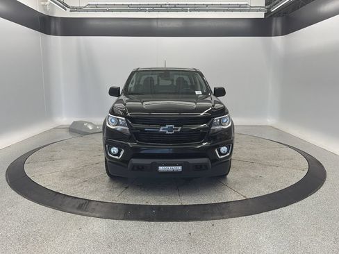 Used 2020 Chevrolet Colorado Z71 w/ Z71 Midnight Edition AWD/4WD image 11
